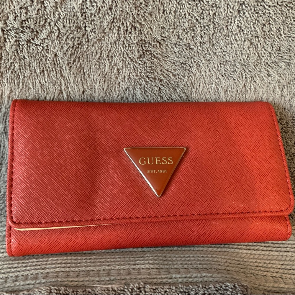 Trifold wallet